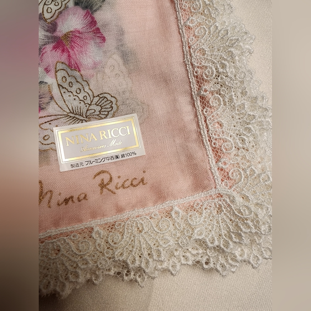 Nina Ricci Pink Floral Lace Handkerchief - NEW WITH STICKER JAPAN Exclusive - Picture 4 of 13